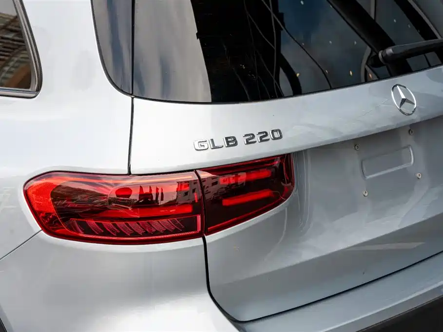 Mercedes-Benz Mercedes-Benz GLB 2024 GLB 220 4MATIC 2023 - thumbnail 12