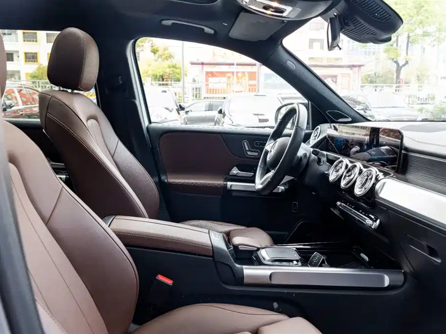 Mercedes-Benz Mercedes-Benz GLB 2024 GLB 220 4MATIC 2023 - thumbnail 19