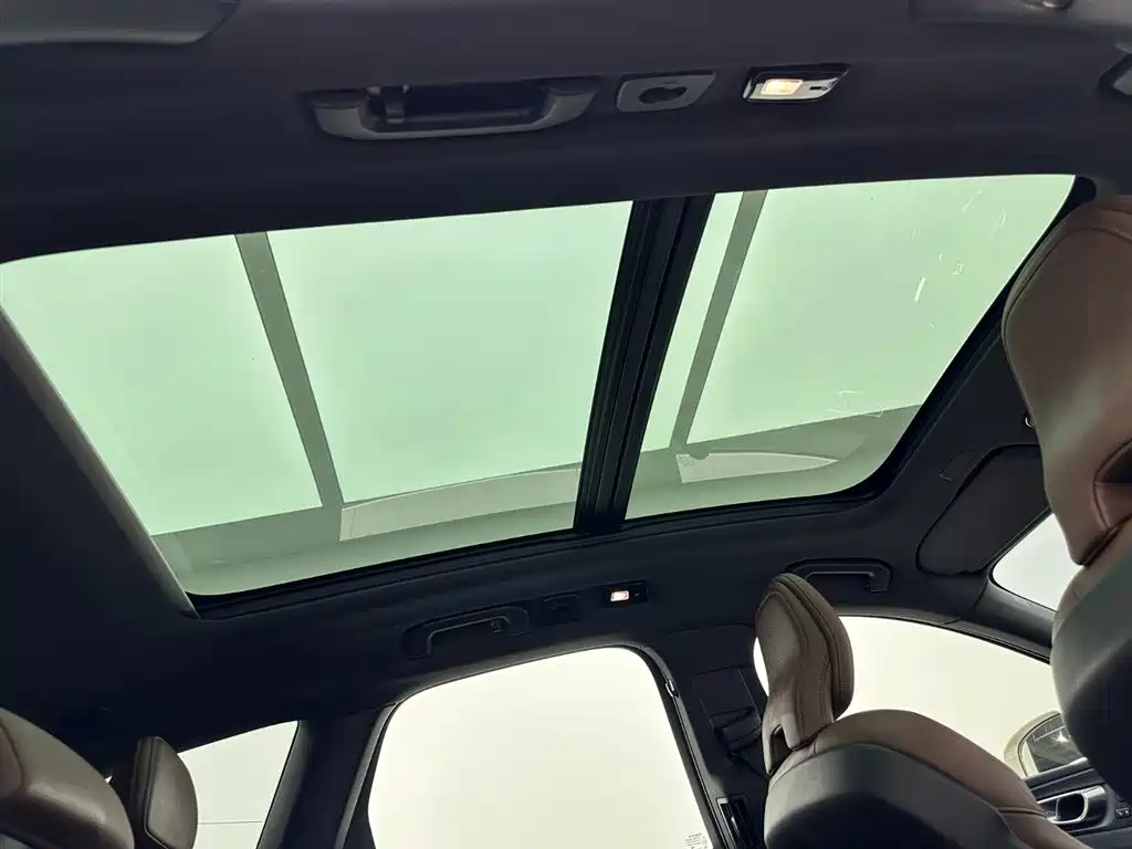 Volvo Volvo XC60 2025 B5 AWD Momentum Luxury Edition 2025 - thumbnail 22