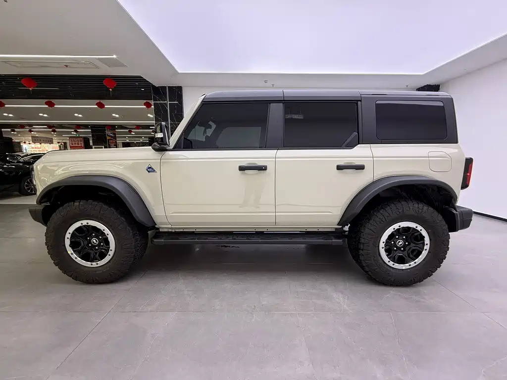 Ford Ford Bronco 2024 2.3T Black Diamond Off-Road Edition 2026 - thumbnail 5