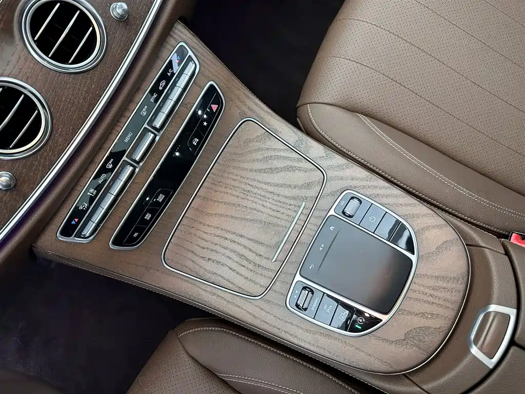 Mercedes-Benz Mercedes-Benz E-Class 2023 E 300 L Fashion Edition 2023 - thumbnail 13
