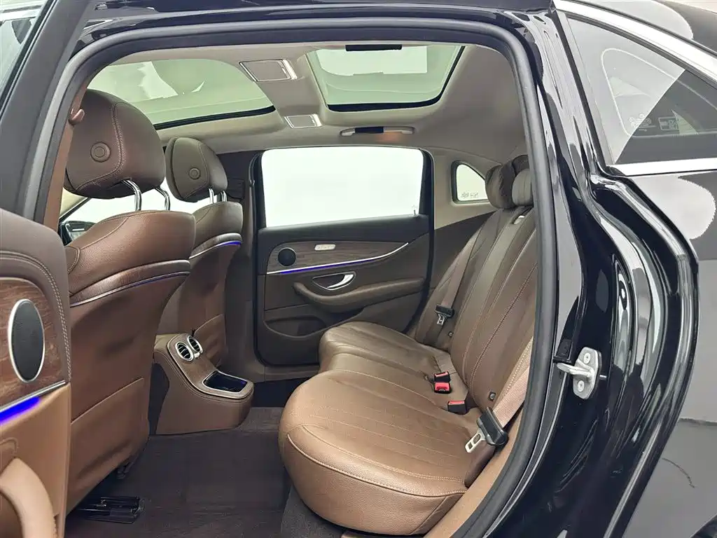 Mercedes-Benz Mercedes-Benz E-Class 2023 E 300 L Fashion Edition 2023 - thumbnail 19