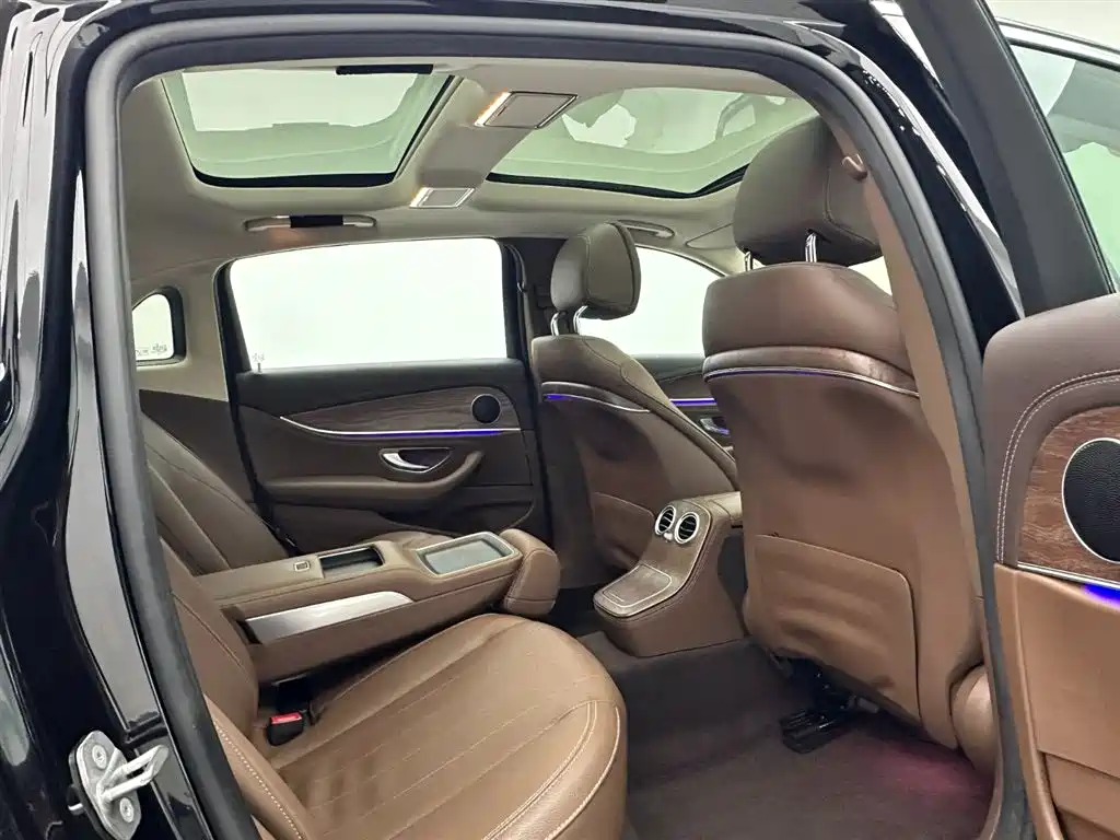Mercedes-Benz Mercedes-Benz E-Class 2023 E 300 L Fashion Edition 2023 - thumbnail 21