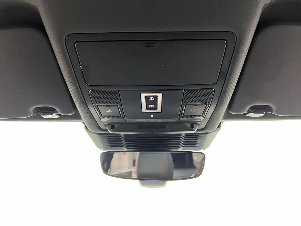 Land Rover Discovery Sport 2022 MY2 249PS R-Dynamic SE Performance Tech 5-Seat 2023 - thumbnail 25