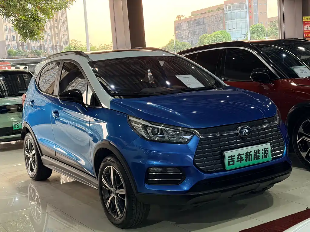 BYD BYD Yuan New Energy 2018 EV360 Smart Link Creative Cool Edition 2018 - thumbnail 3