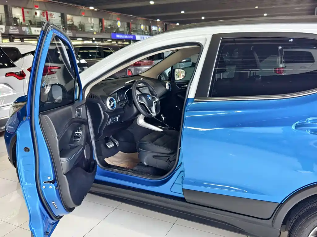 BYD BYD Yuan New Energy 2018 EV360 Smart Link Creative Cool Edition 2018 - thumbnail 6