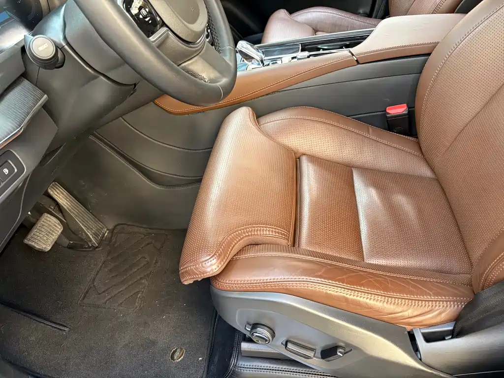 Volvo Volvo XC90 Plug-in Hybrid 2024 T8 Excellence 7-seater 2025 - thumbnail 5