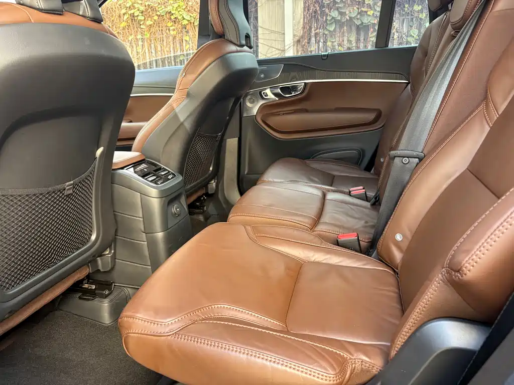 Volvo Volvo XC90 Plug-in Hybrid 2024 T8 Excellence 7-seater 2025 - thumbnail 7