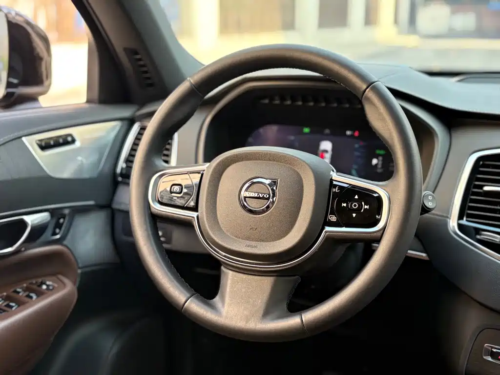 Volvo Volvo XC90 Plug-in Hybrid 2024 T8 Excellence 7-seater 2025 - thumbnail 14