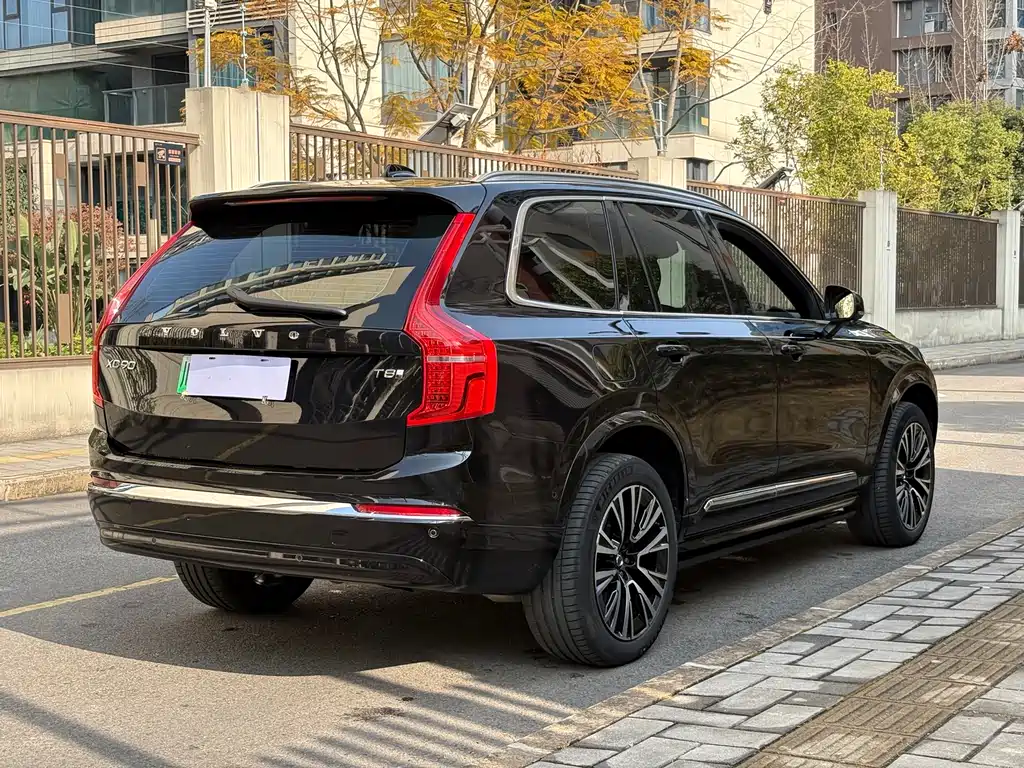 Volvo Volvo XC90 Plug-in Hybrid 2024 T8 Excellence 7-seater 2025 - thumbnail 15