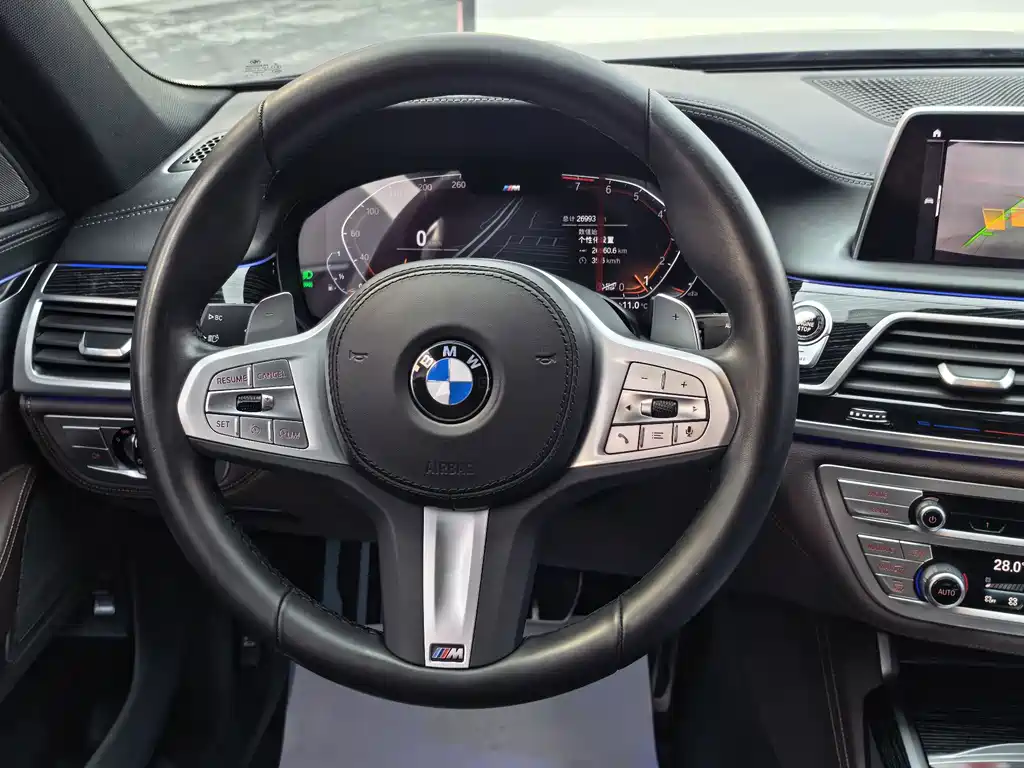 BMW BMW 7 Series 2021 730Li M Sport Package 2022 - thumbnail 17