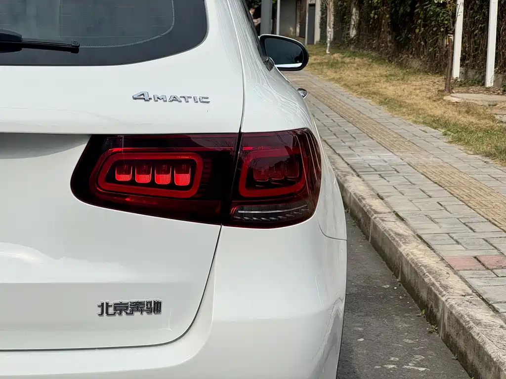 Mercedes-Benz Mercedes-Benz GLC 2021 GLC 300 L 4MATIC Sport Edition 2021 - thumbnail 12