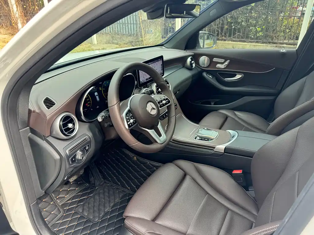 Mercedes-Benz Mercedes-Benz GLC 2021 GLC 300 L 4MATIC Sport Edition 2021 - thumbnail 13