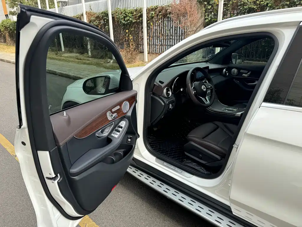 Mercedes-Benz Mercedes-Benz GLC 2021 GLC 300 L 4MATIC Sport Edition 2021 - thumbnail 14