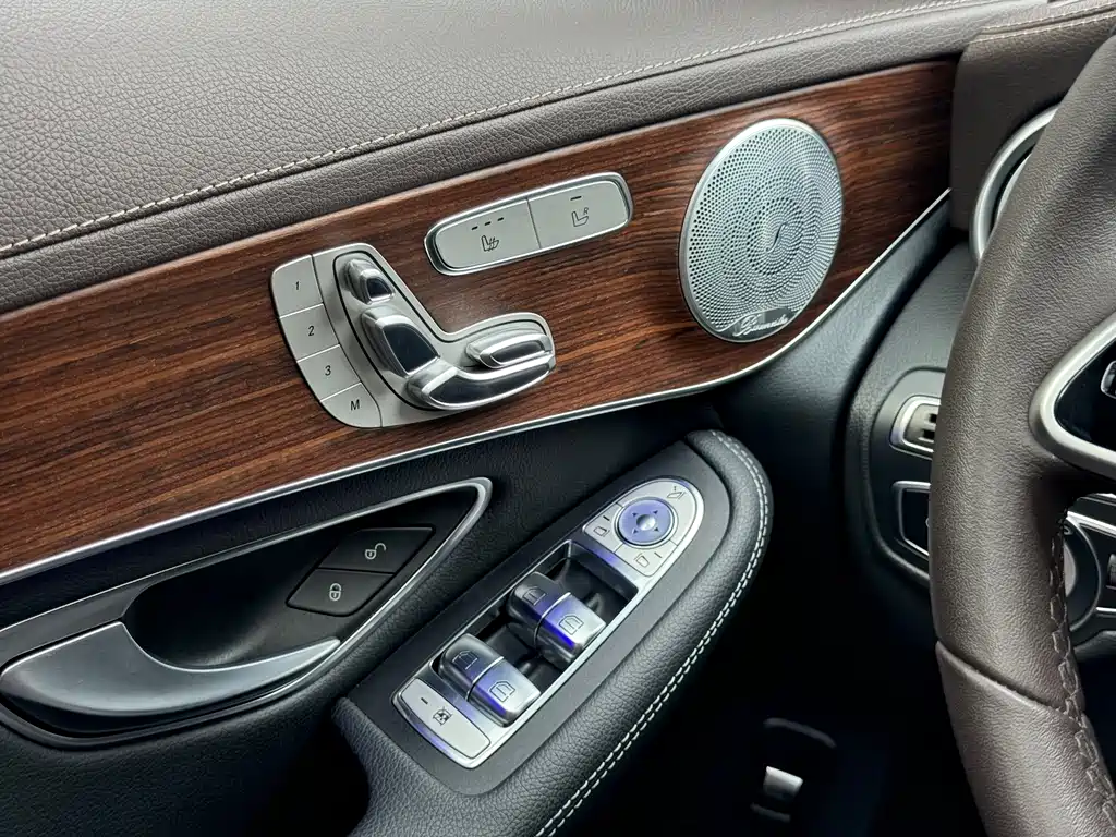 Mercedes-Benz Mercedes-Benz GLC 2021 GLC 300 L 4MATIC Sport Edition 2021 - thumbnail 22