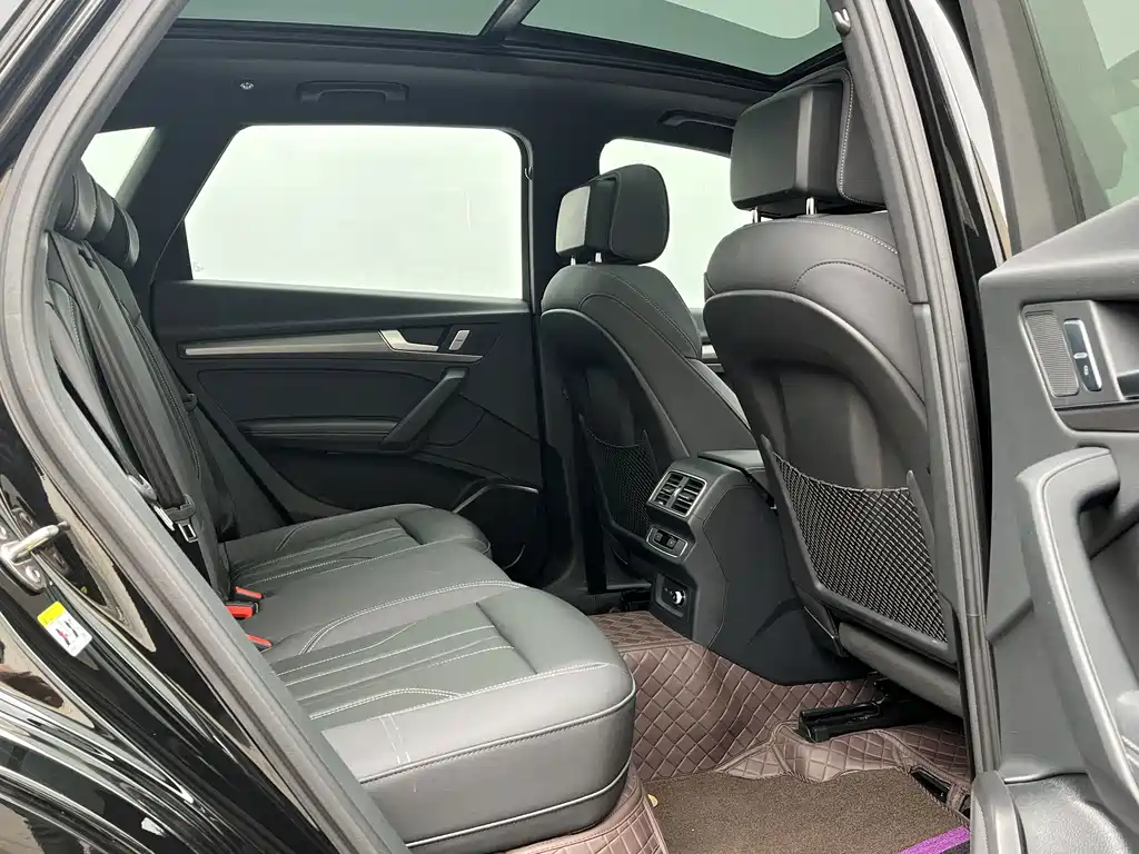 Audi Audi Q5L 2024 40 TFSI Luxury Dynamic Model 2024 - thumbnail 8