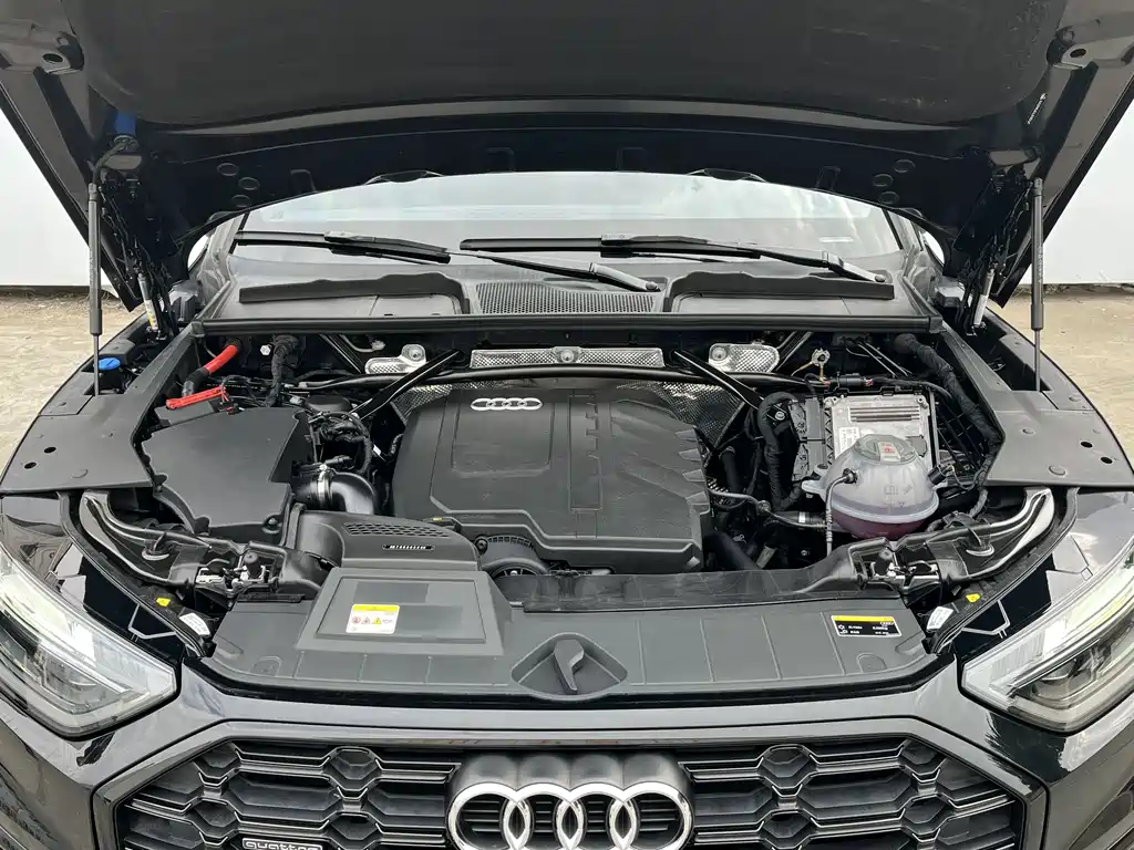 Audi Audi Q5L 2024 40 TFSI Luxury Dynamic Model 2024 - thumbnail 9