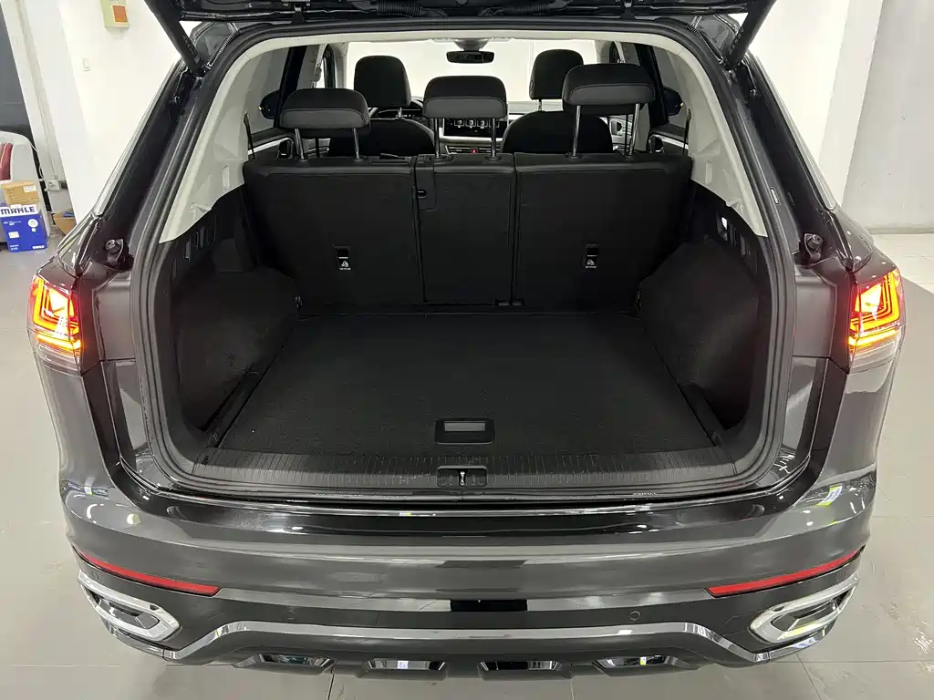Volkswagen Tayron 2023 380TSI 4Motion R-Line High Performance Edition 2022 - thumbnail 9