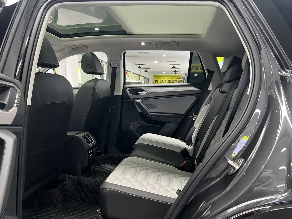 Volkswagen Tayron 2023 380TSI 4Motion R-Line High Performance Edition 2022 - thumbnail 23