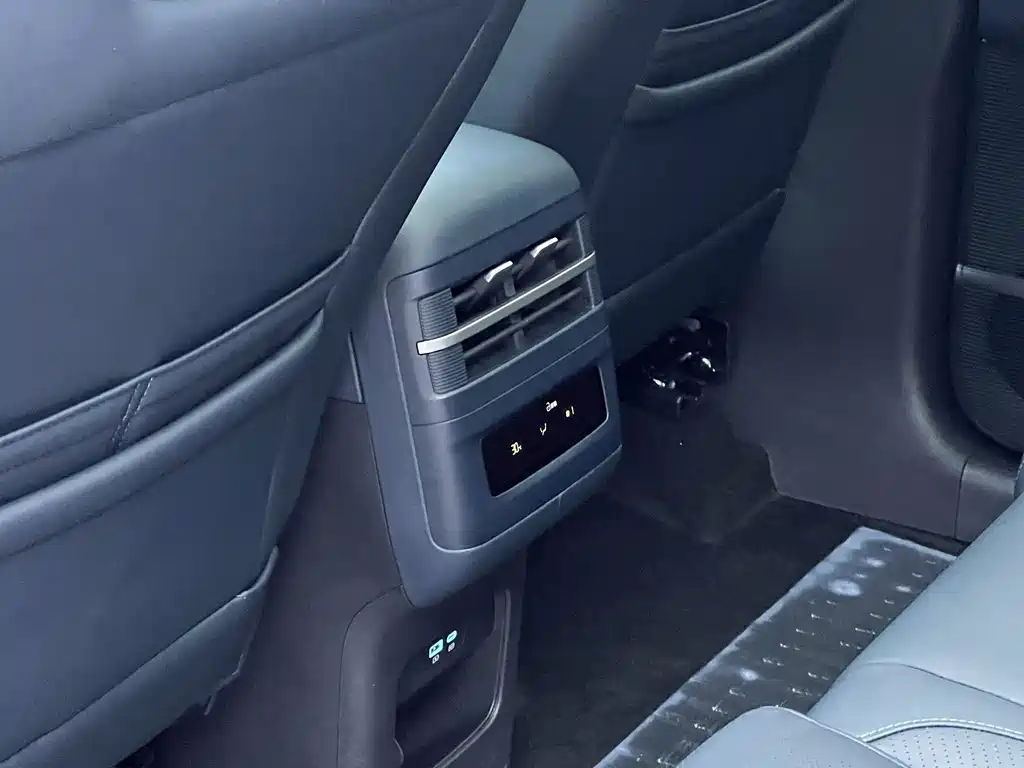 Fangchengbao Ti 7 2025 Model 190km AWD Ultra Edition 2026 - thumbnail 17