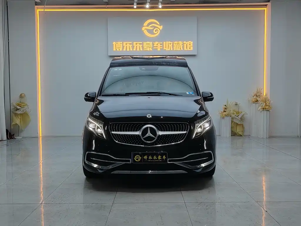 Mercedes-Benz Mercedes-Benz V-Class 2021 V 260 L Long Wheelbase Luxury Edition 2024 - thumbnail 2