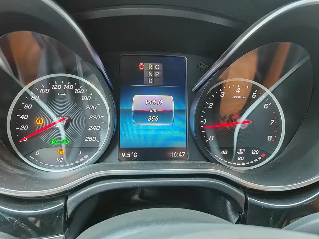 Mercedes-Benz Mercedes-Benz V-Class 2021 V 260 L Long Wheelbase Luxury Edition 2024 - thumbnail 8