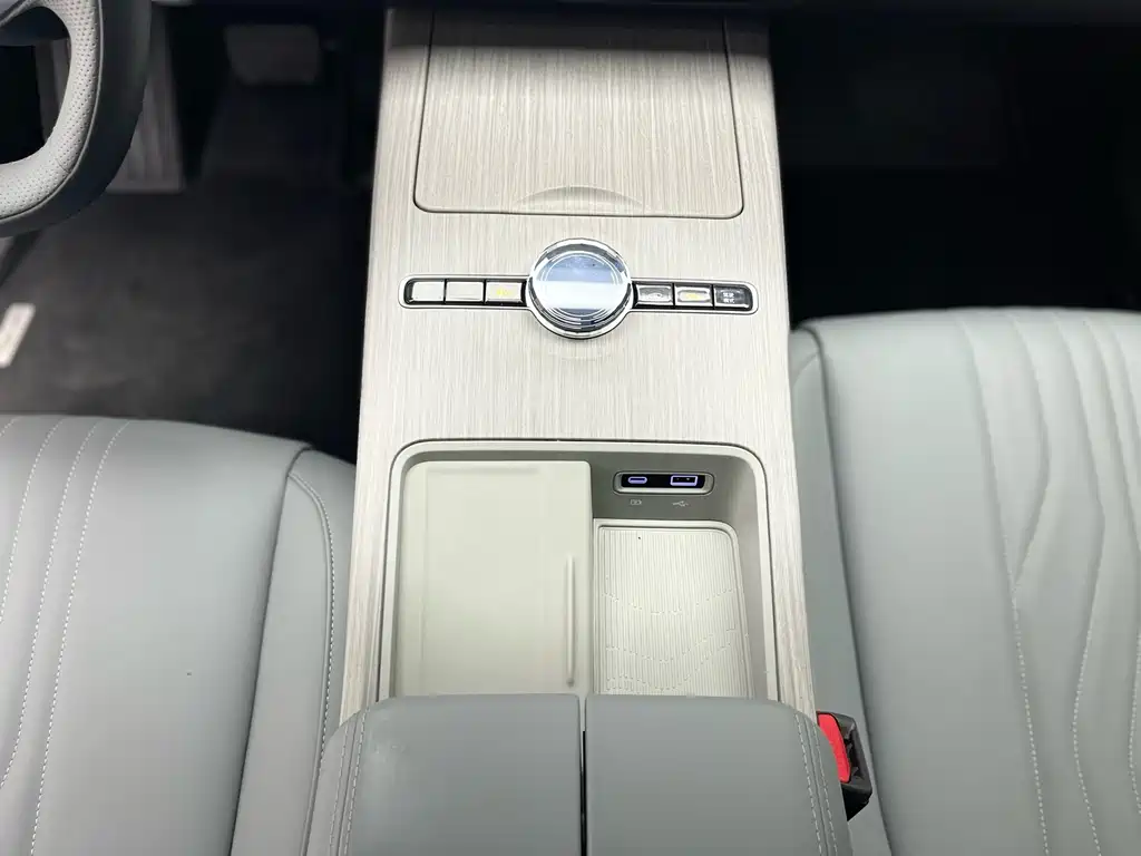 Geely Galaxy Galaxy E8 2024 550km RWD PRO 2024 - thumbnail 27