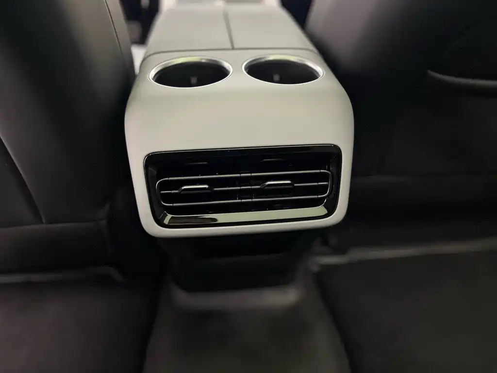 Geely Galaxy Galaxy E8 2024 550km RWD PRO 2024 - thumbnail 29
