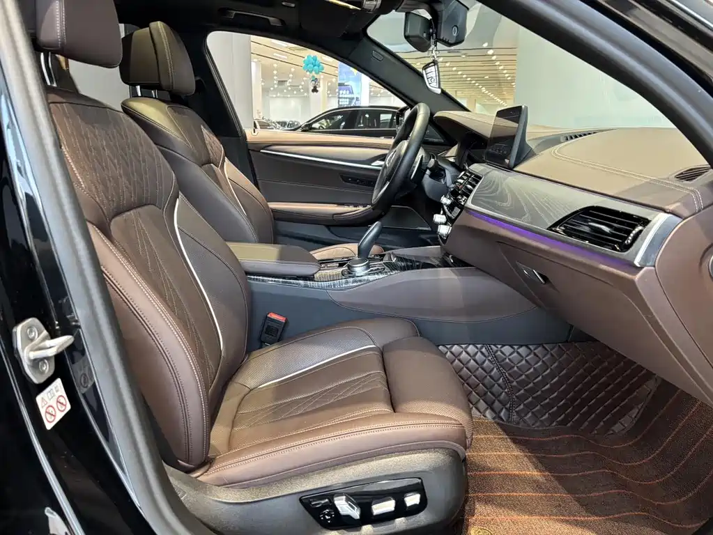 BMW BMW 5 Series 2022 Facelift 3 530Li Premium M Sport Package 2023 - thumbnail 14