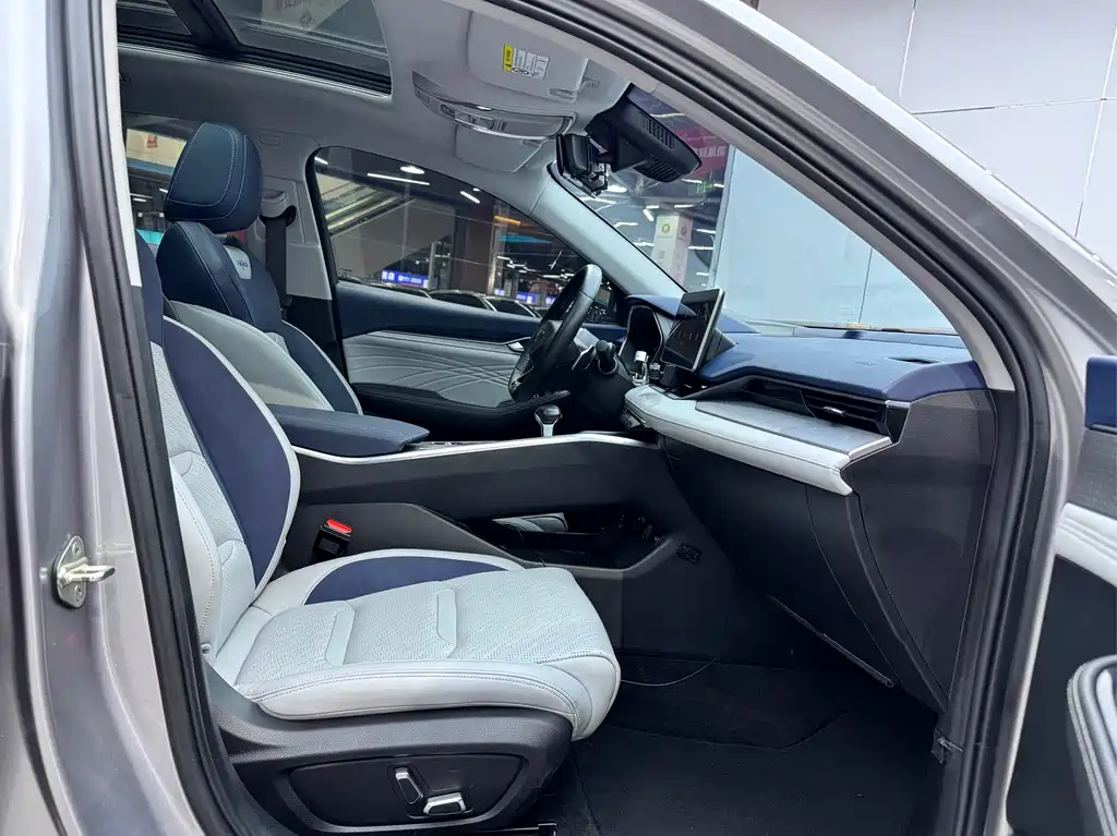 Geely Auto Geely Xingrui 2021 Model Year Facelift 2.0TD Premium Version 2021 - thumbnail 4
