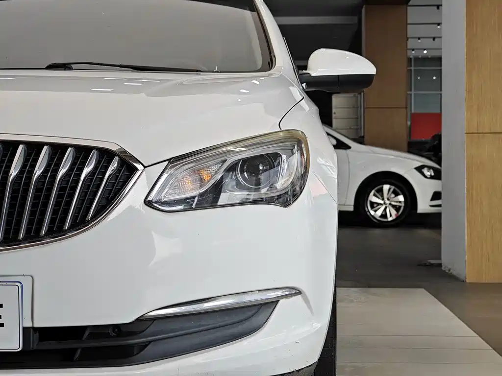 Buick Buick Excelle GT 2015 15N Automatic Elite Edition 2015 - thumbnail 2