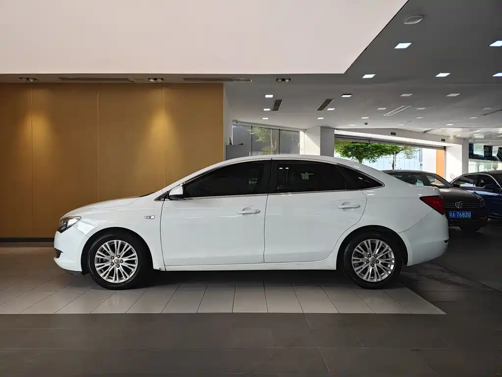 Buick Buick Excelle GT 2015 15N Automatic Elite Edition 2015 - thumbnail 6