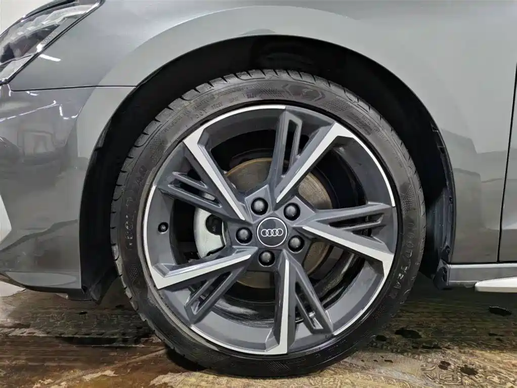 Audi Audi A3 Sportback 35 TFSI Fashion Sport Model 2023 Facelift 2024 - thumbnail 15