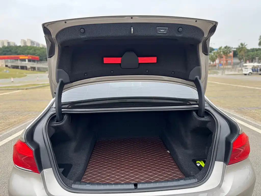 BMW BMW 5 Series 2019 Facelift 530Li Luxury Package 2019 - thumbnail 18