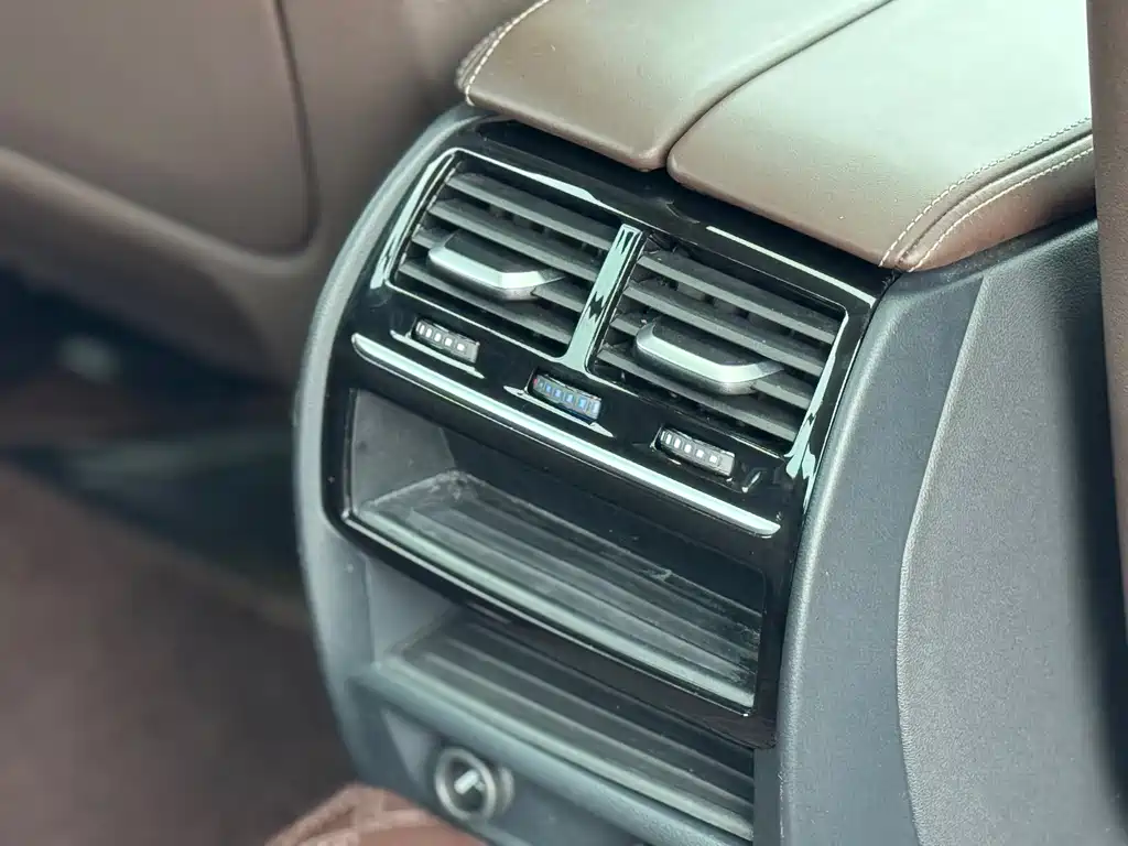 BMW BMW 5 Series 2019 Facelift 530Li Luxury Package 2019 - thumbnail 21