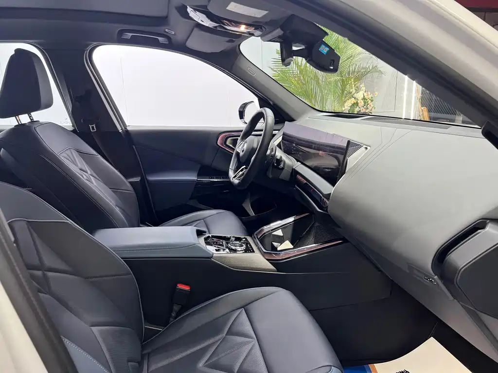 BMW BMW X3 2025 xDrive30L Premium M Sport Package 2025 - thumbnail 13