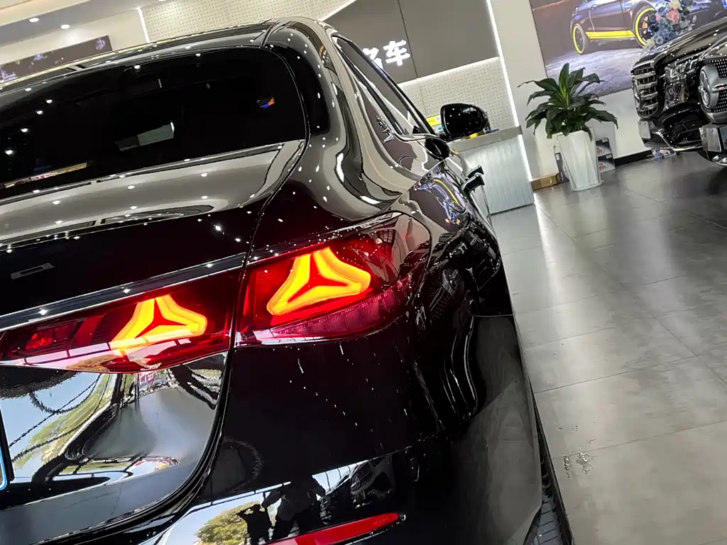 Mercedes-Benz Mercedes-Benz E-Class 2025 Model Year Facelift E 300 L Fashion Edition 2026 - thumbnail 9