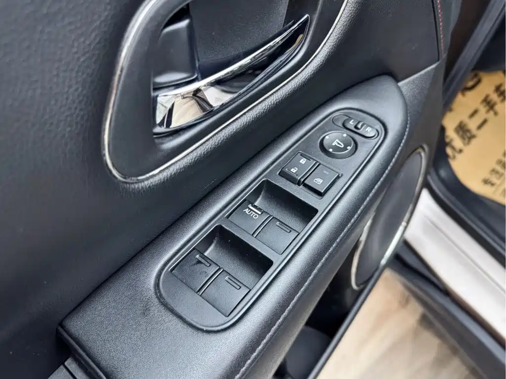 Honda Honda XR-V 2015 1.8L VTi CVT Luxury Edition 2016 - thumbnail 11