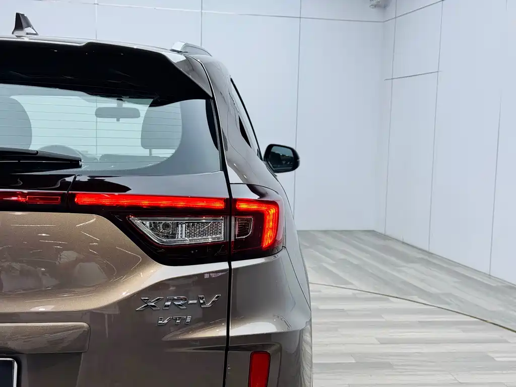 Honda Honda XR-V 2015 1.8L VTi CVT Luxury Edition 2016 - thumbnail 13