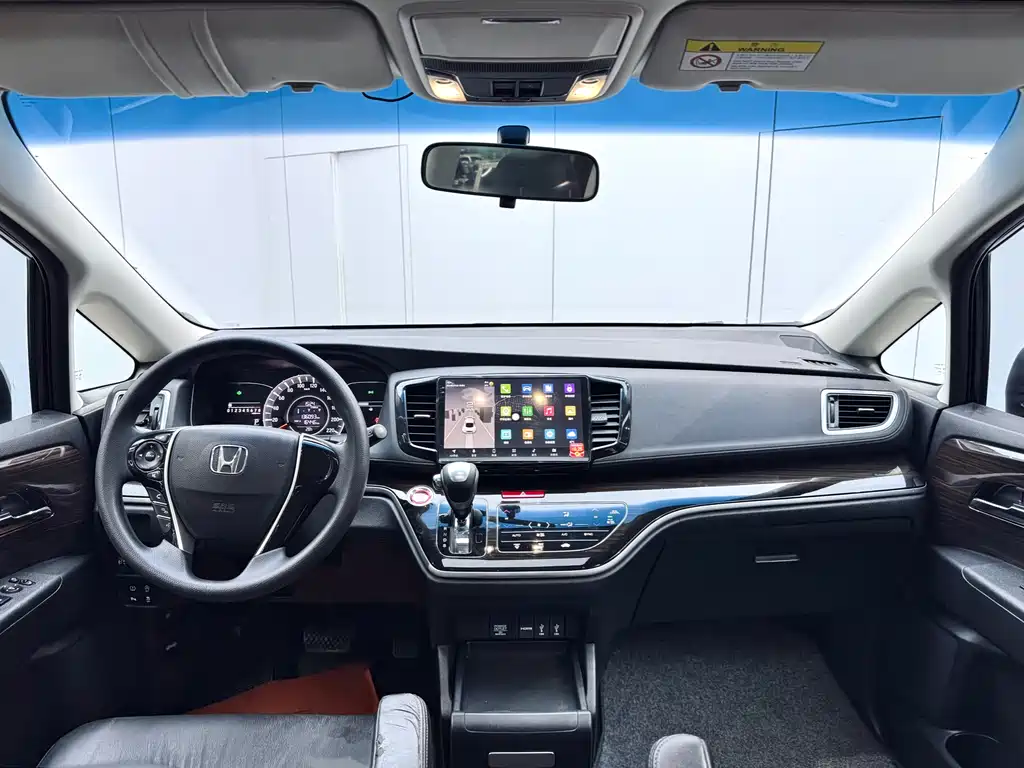 Honda Honda Odyssey 2018 2.4L Luxury Edition 2019 - thumbnail 18