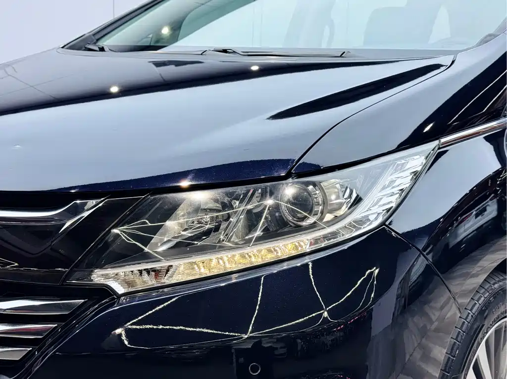 Honda Honda Odyssey 2018 2.4L Luxury Edition 2019 - thumbnail 23