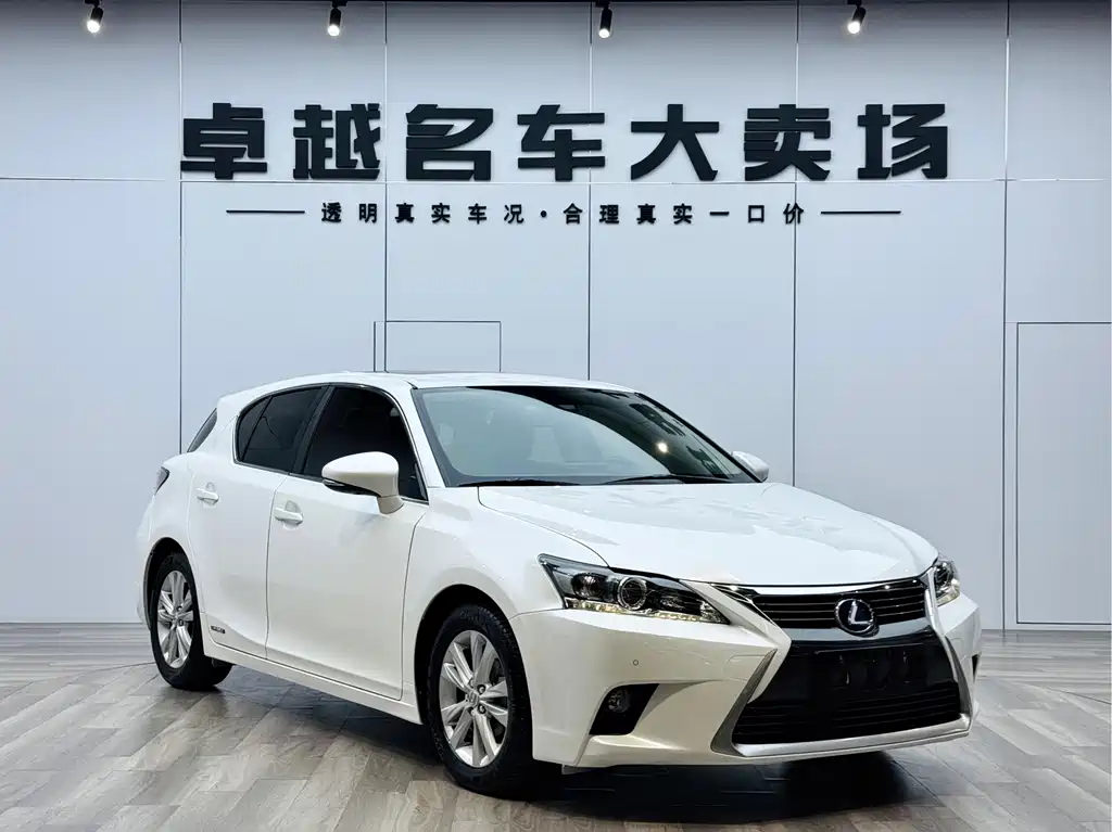Lexus Lexus CT 2014 CT200h Comfort Version Monotone 2017 - thumbnail 3