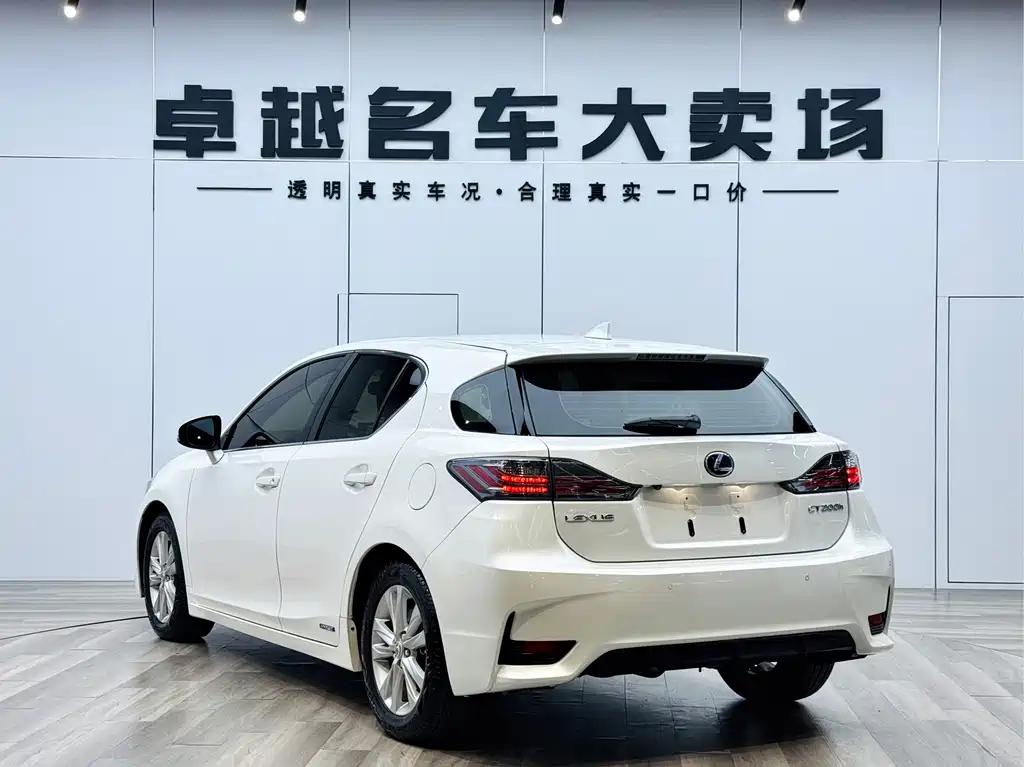 Lexus Lexus CT 2014 CT200h Comfort Version Monotone 2017 - thumbnail 5