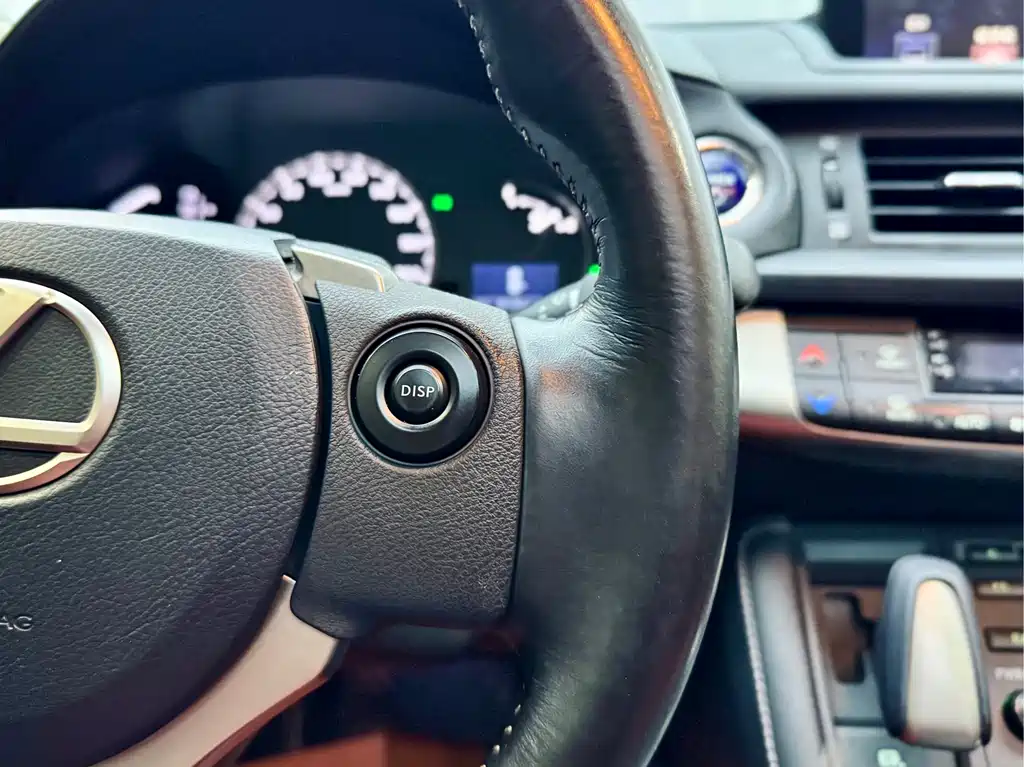 Lexus Lexus CT 2014 CT200h Comfort Version Monotone 2017 - thumbnail 19