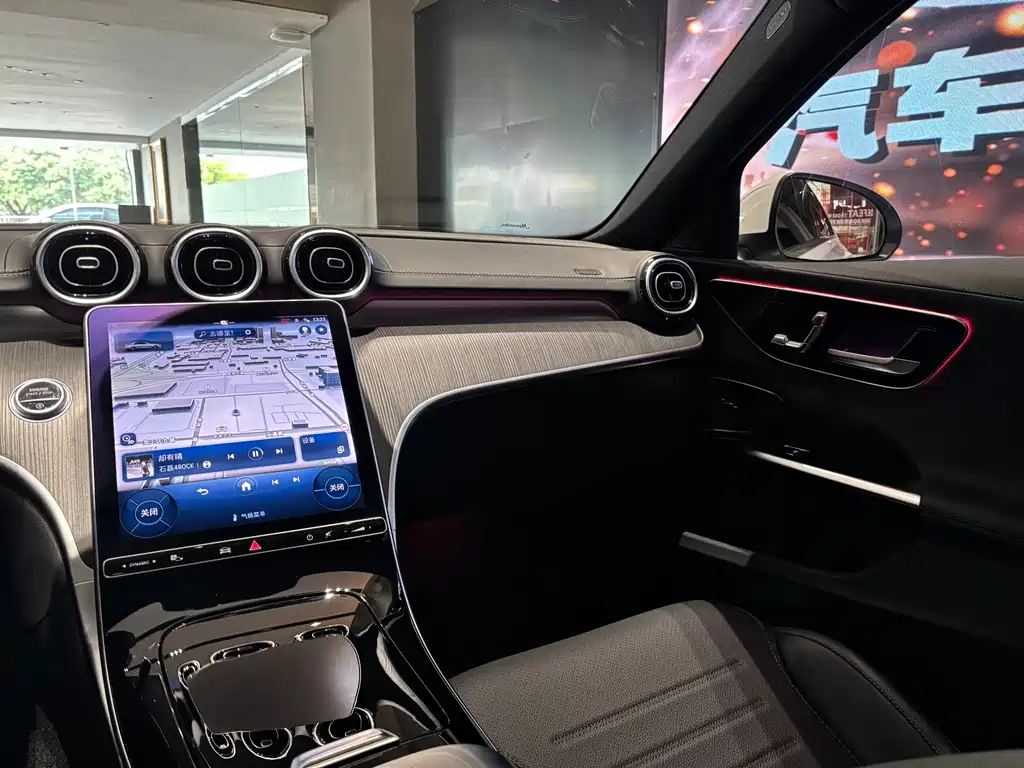 Mercedes-Benz Mercedes-Benz C-Class 2023 Model Year Facelift C 200 L Sport Edition 2023 - thumbnail 15