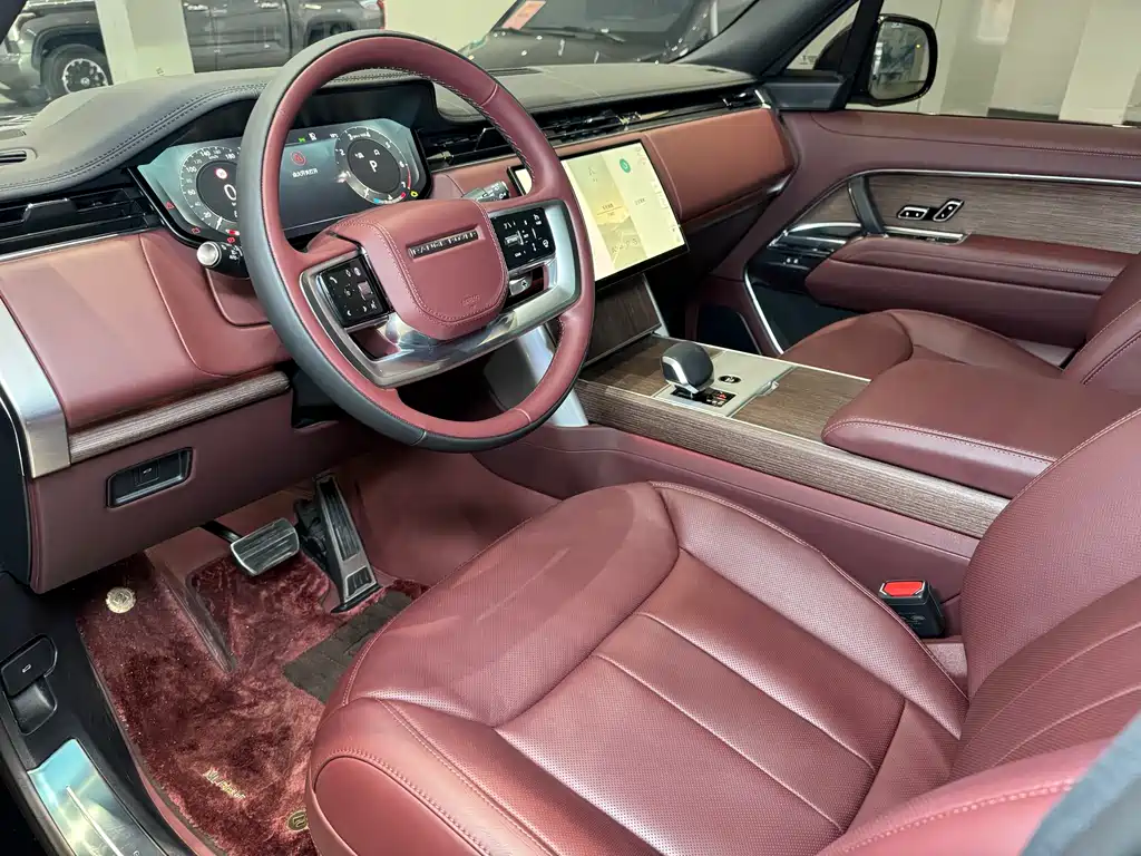 Land Rover Range Rover 2025 3.0 L6 400PS Autobiography Long Wheelbase 2026 - thumbnail 7
