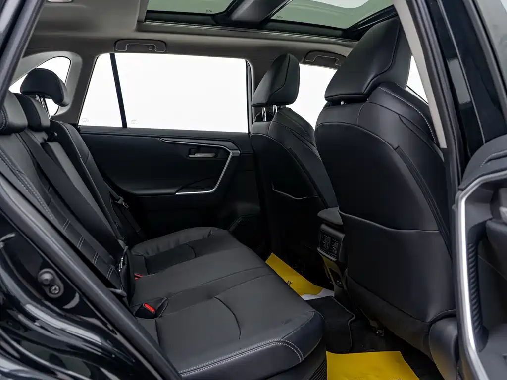 Toyota Venza 2023 Dual Engine 2.5L E-CVT AWD Premium Edition 2023 - thumbnail 6