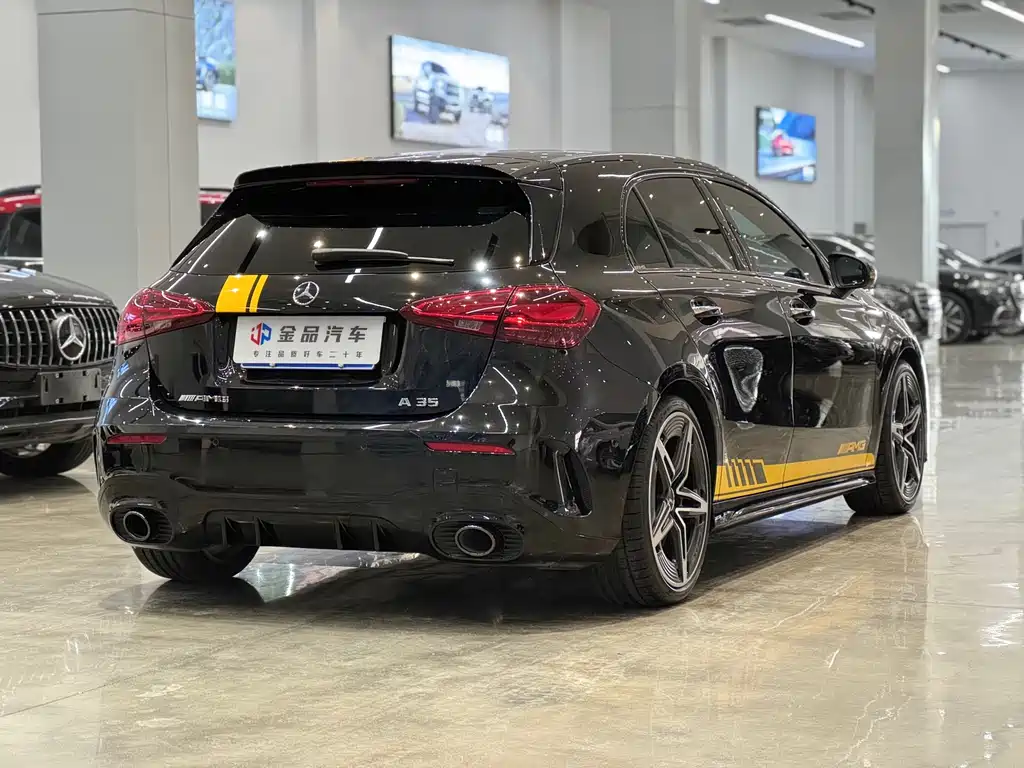 Mercedes-Benz Mercedes-Benz A-Class AMG Import 2025 Model AMG A 35 4MATIC 2025 - thumbnail 4
