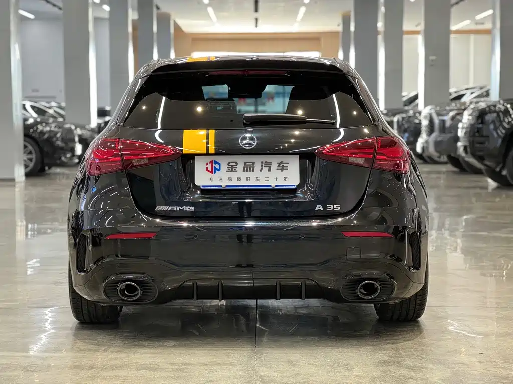 Mercedes-Benz Mercedes-Benz A-Class AMG Import 2025 Model AMG A 35 4MATIC 2025 - thumbnail 5