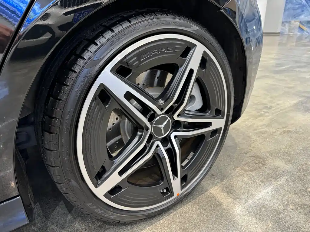 Mercedes-Benz Mercedes-Benz A-Class AMG Import 2025 Model AMG A 35 4MATIC 2025 - thumbnail 7
